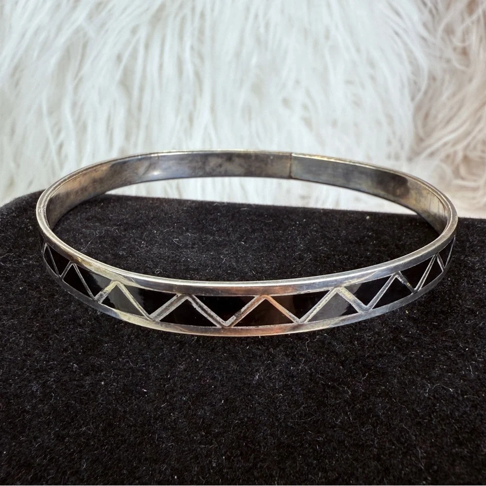 Vintage aged Silvertone and Black Geometric Bangle Bracelet